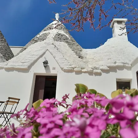 Trullo Il Giglio تْشيستيرنِنو