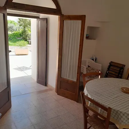 Lägenhet Trullo Il Giglio