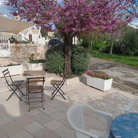Trullo Il Giglio *
