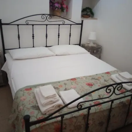 Trullo Il Giglio * Cisternino